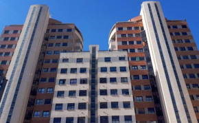APARTAMENTO CON PISCINA CERCA DE LA NUEVA FE.